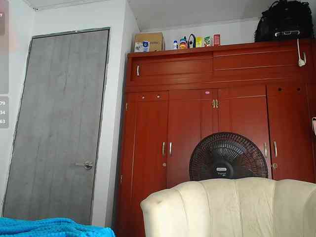 EmiliBonie webcam