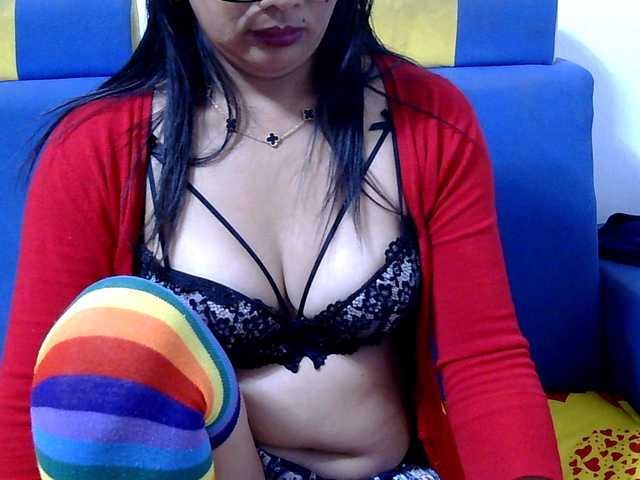 Karenne live cam on BongaCams