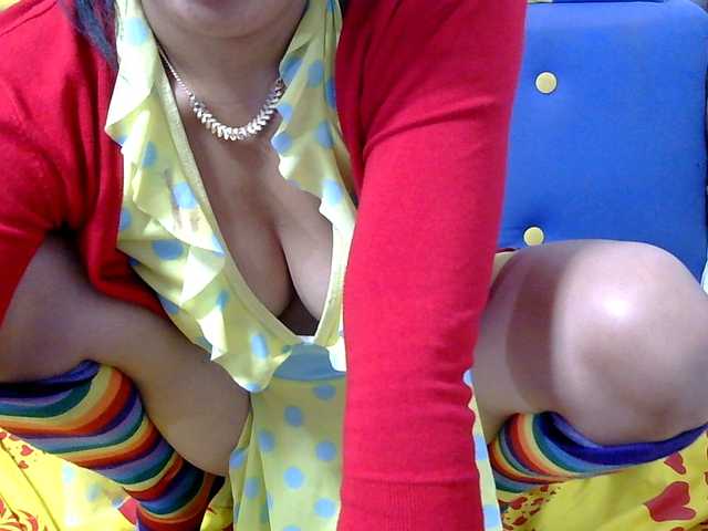 Karenne live cam on BongaCams