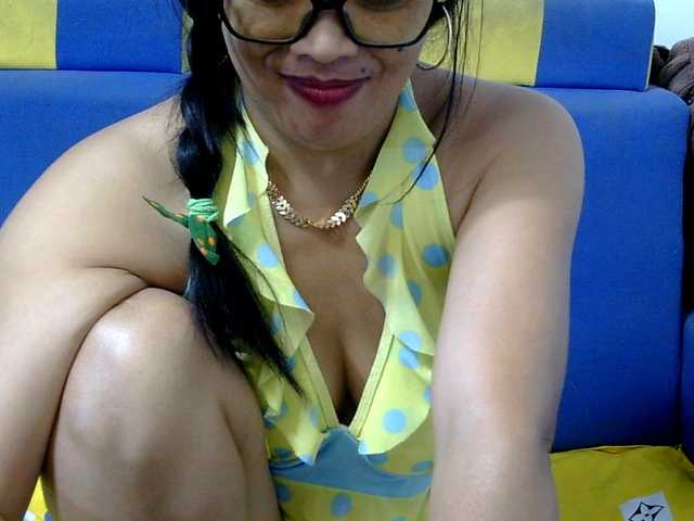 Karenne live cam on BongaCams
