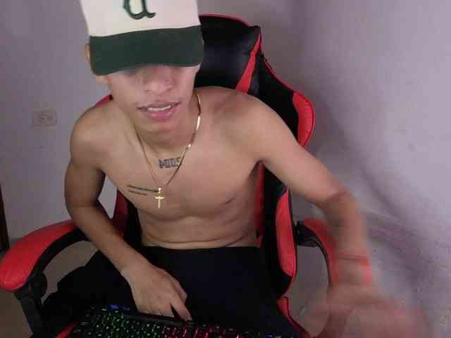 Sungyol Live Webcam on BongaCams