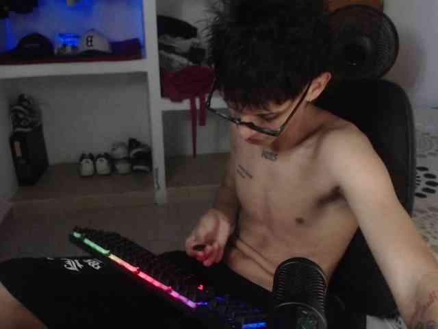Sungyol Live Webcam on BongaCams