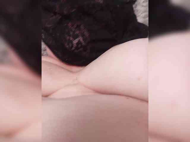 _Alexs-And-Kriiss_ webcam