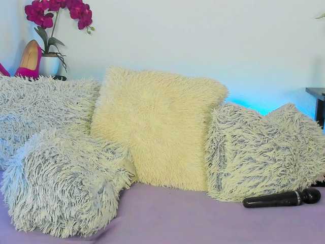 SabynaMylf live webcam show