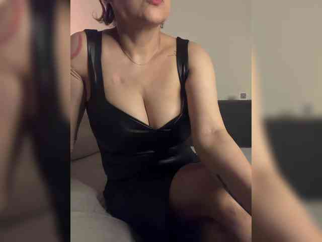 Lady-Liss webcam