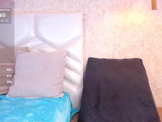 AriiNovoa Porn Show
