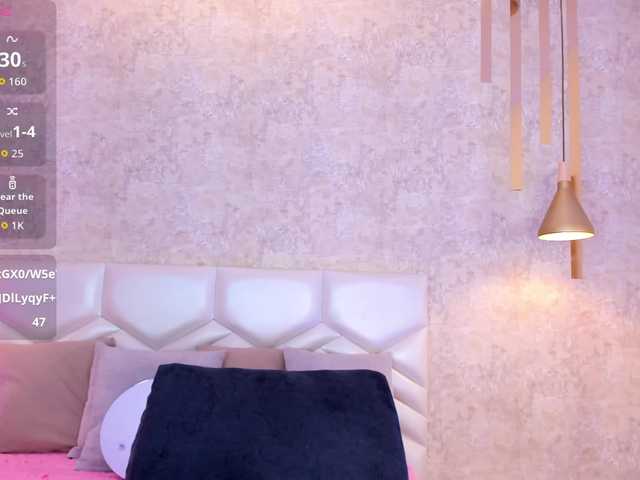 AriiNovoa live cam on BongaCams