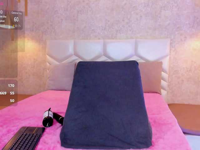 AriiNovoa live cam on BongaCams
