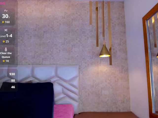 AriiNovoa live cam on BongaCams