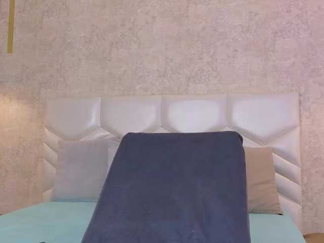 AriiNovoa live cam on BongaCams