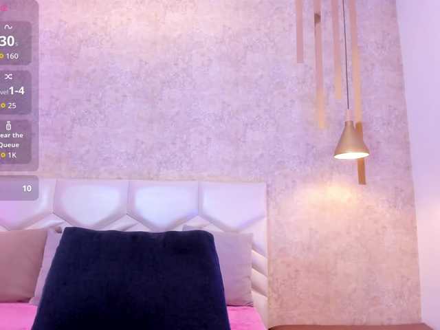 AriiNovoa live cam on BongaCams