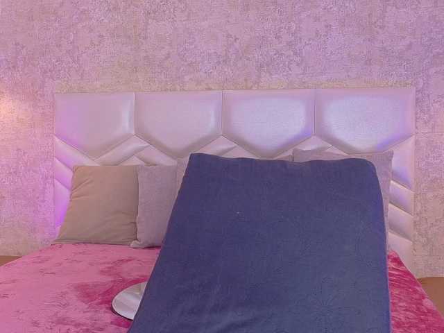 AriiNovoa live cam on BongaCams