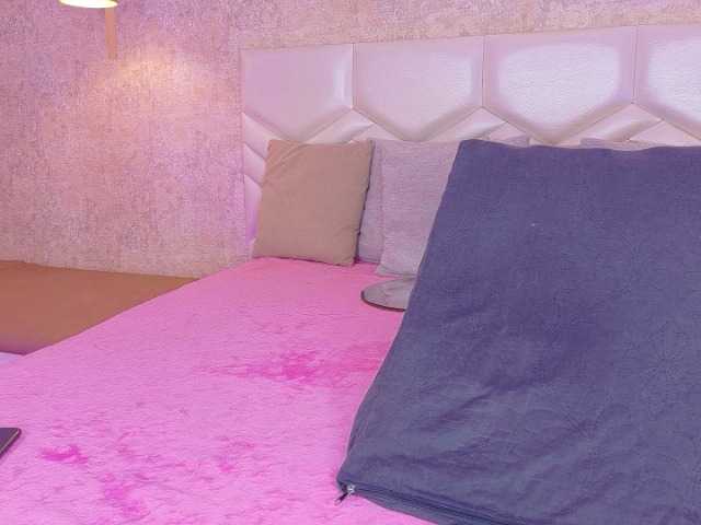 AriiNovoa live cam on BongaCams