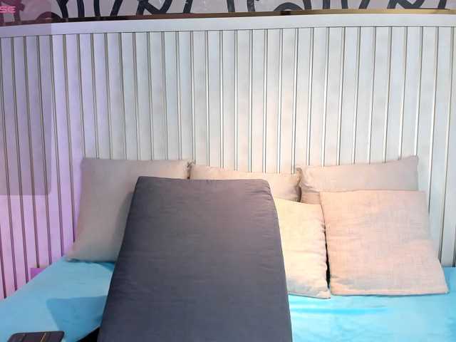 AriiNovoa live cam on BongaCams