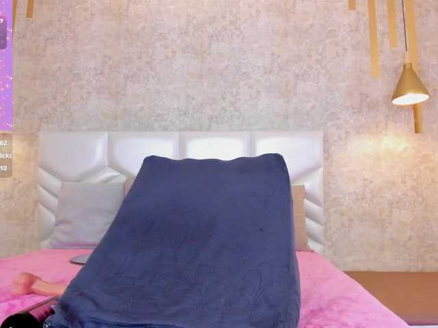 AriiNovoa live cam on BongaCams