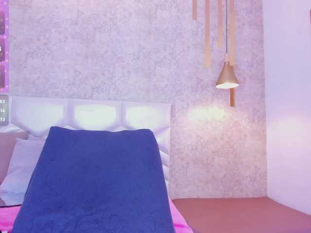 AriiNovoa live cam on BongaCams