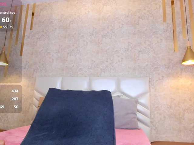 AriiNovoa live cam on BongaCams
