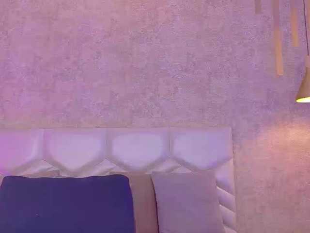 AriiNovoa live cam on BongaCams
