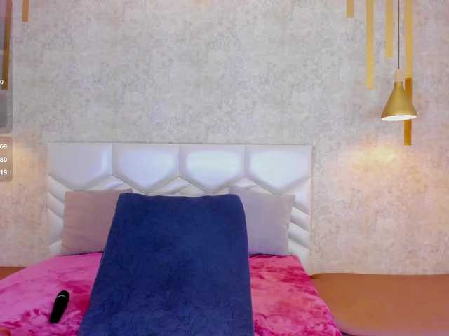 AriiNovoa's BongaCams show and profile