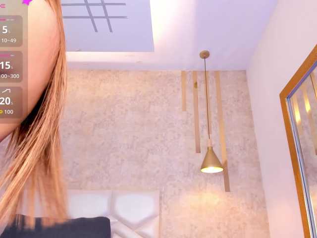 AriiNovoa live cam on BongaCams