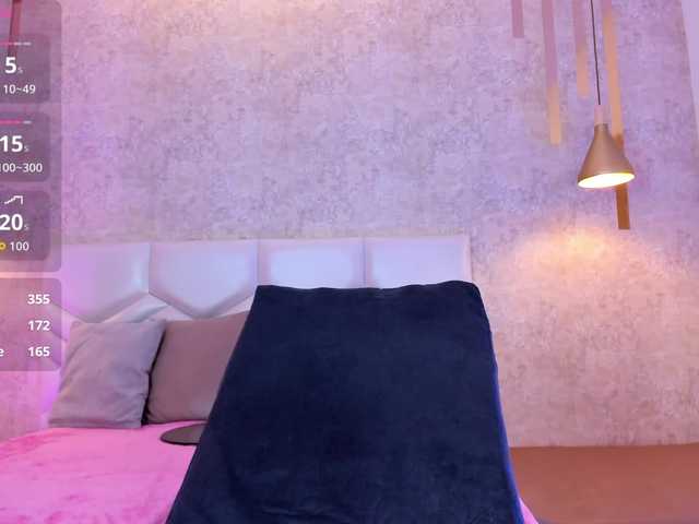 AriiNovoa live cam on BongaCams