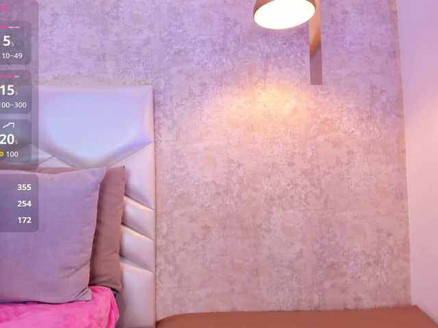 AriiNovoa live cam on BongaCams