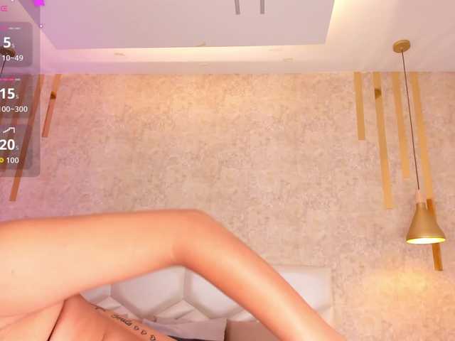 AriiNovoa live cam on BongaCams