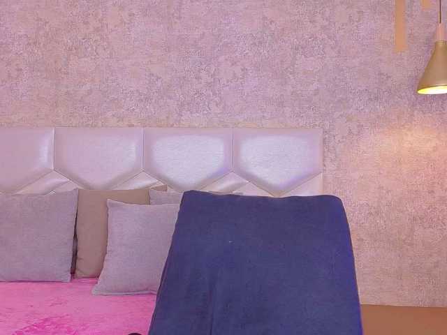 AriiNovoa live cam on BongaCams