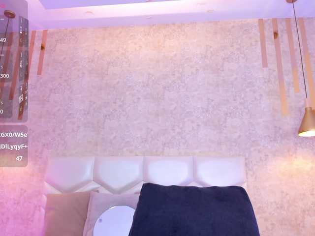 AriiNovoa live cam on BongaCams