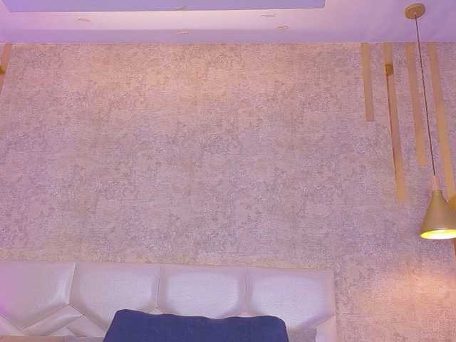 AriiNovoa live cam on BongaCams