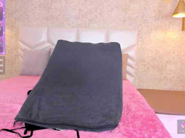 AriiNovoa webcam
