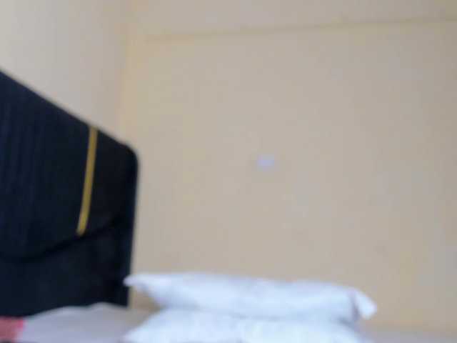 Little-Freak live cam on BongaCams