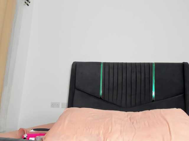 Little-Freak Live Cam and Statistics on UnifiedCams