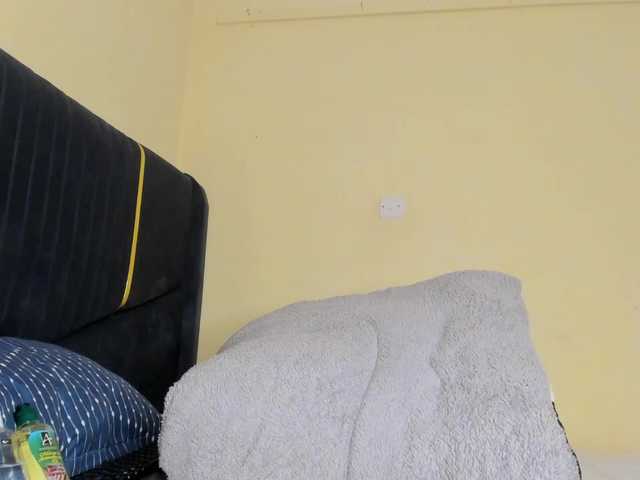 Little-Freak live cam on BongaCams