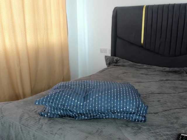 le modèle Little-Freak est en webcam porno dans un show sur le site bongacams, il possède les tags suivants: Ebony,Brunette,Shaved