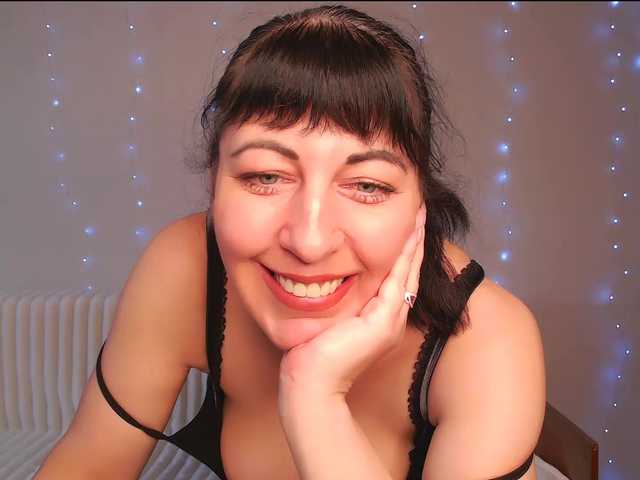 -Lina-'s BongaCams show and profile