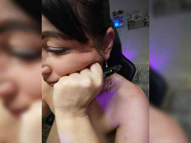 -Lina- webcam