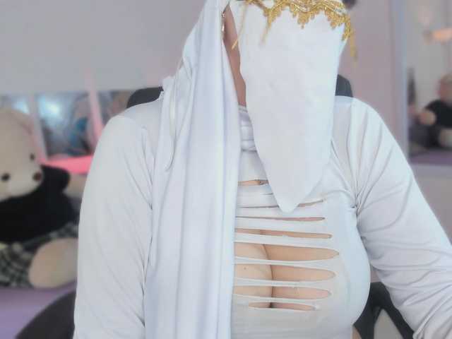 salma-isawwi's BongaCams show and profile