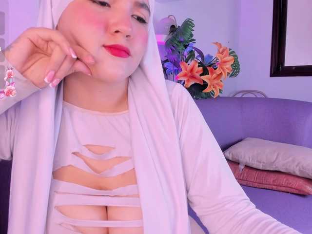 salma-isawwi live cam on BongaCams