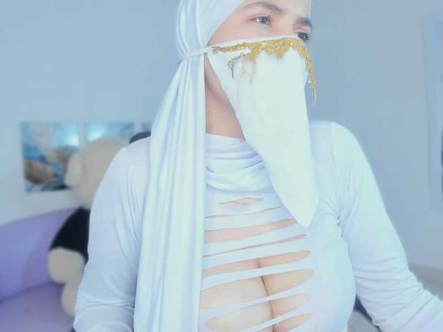 salma-isawwi's BongaCams show and profile