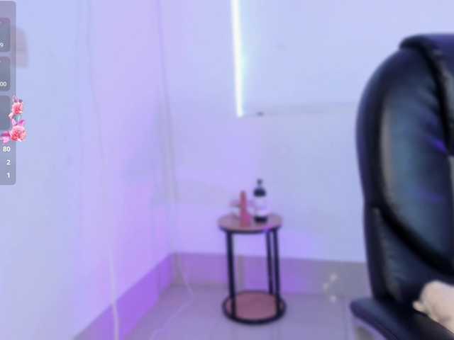 salma-isawwi live cam on BongaCams