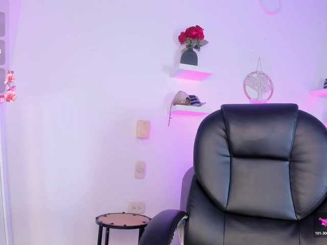 salma-isawwi live cam on BongaCams