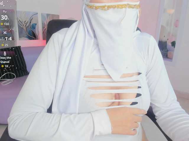 salma-isawwi live cam on BongaCams