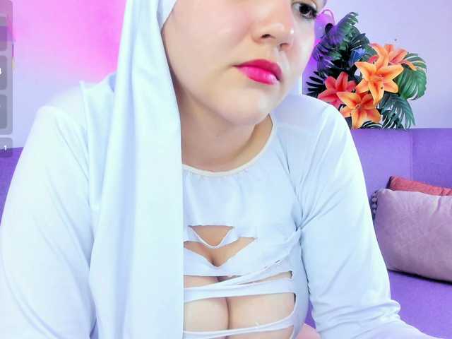 salma-isawwi live cam on BongaCams