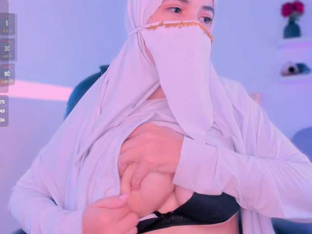 salma-isawwi live cam on BongaCams
