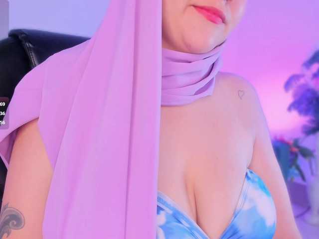 salma-isawwi live cam on BongaCams
