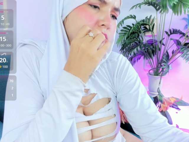 salma-isawwi live cam on BongaCams