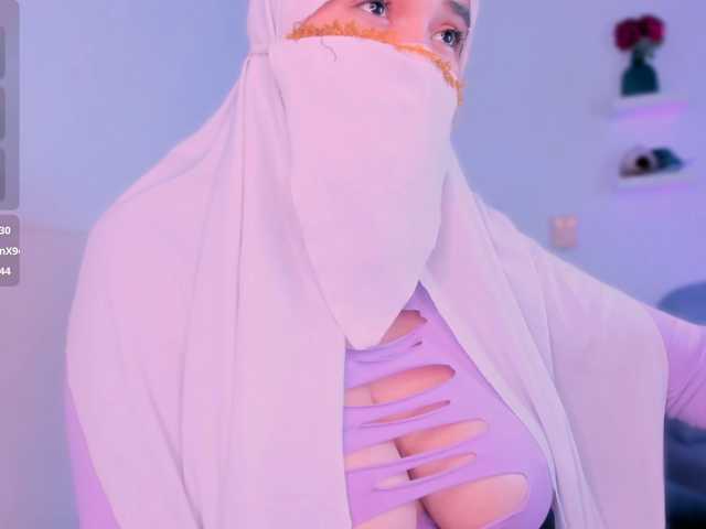 salma-isawwi live cam on BongaCams