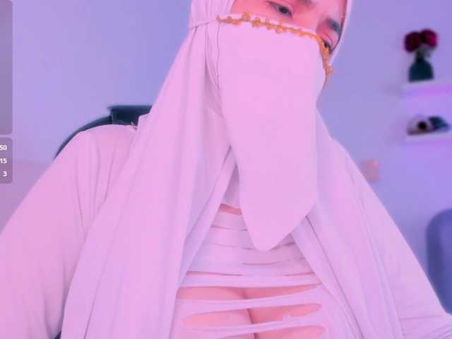 salma-isawwi live cam on BongaCams