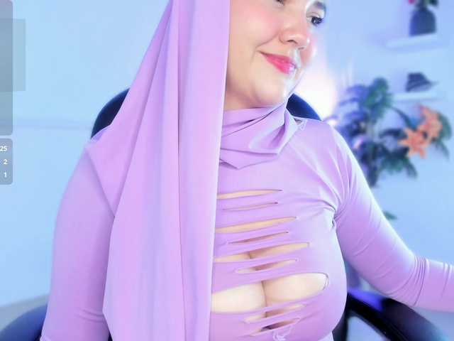 salma-isawwi live cam on BongaCams